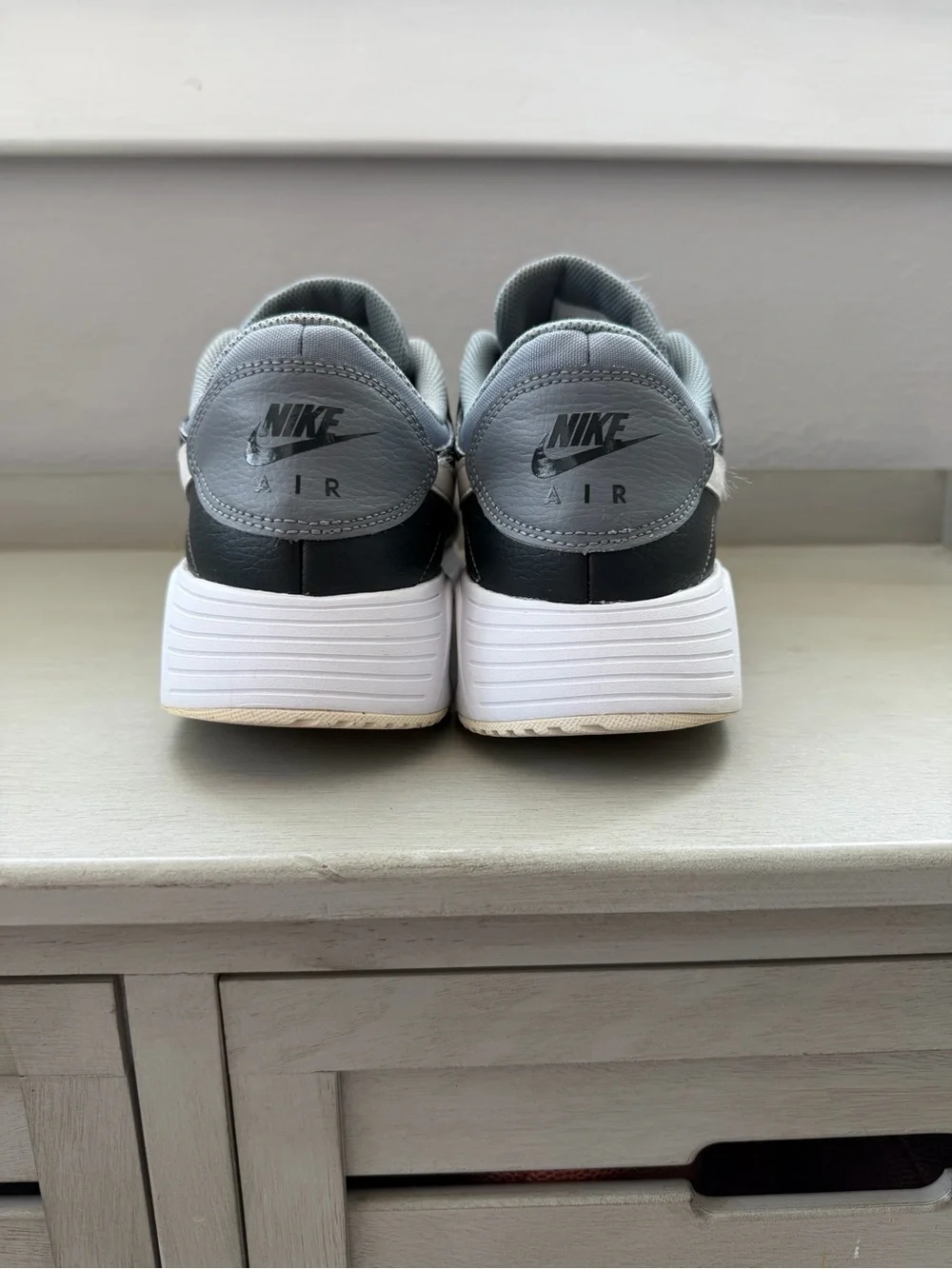 Nike Air Max sneakers - Gray & Black - Men’s Size 13